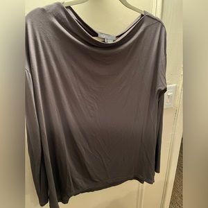 Vince t-shirt soft neck line